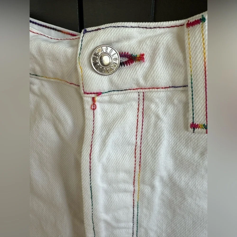 Agolde 27 Jaden Cut Off Short in White Space w/ rainbow stitch